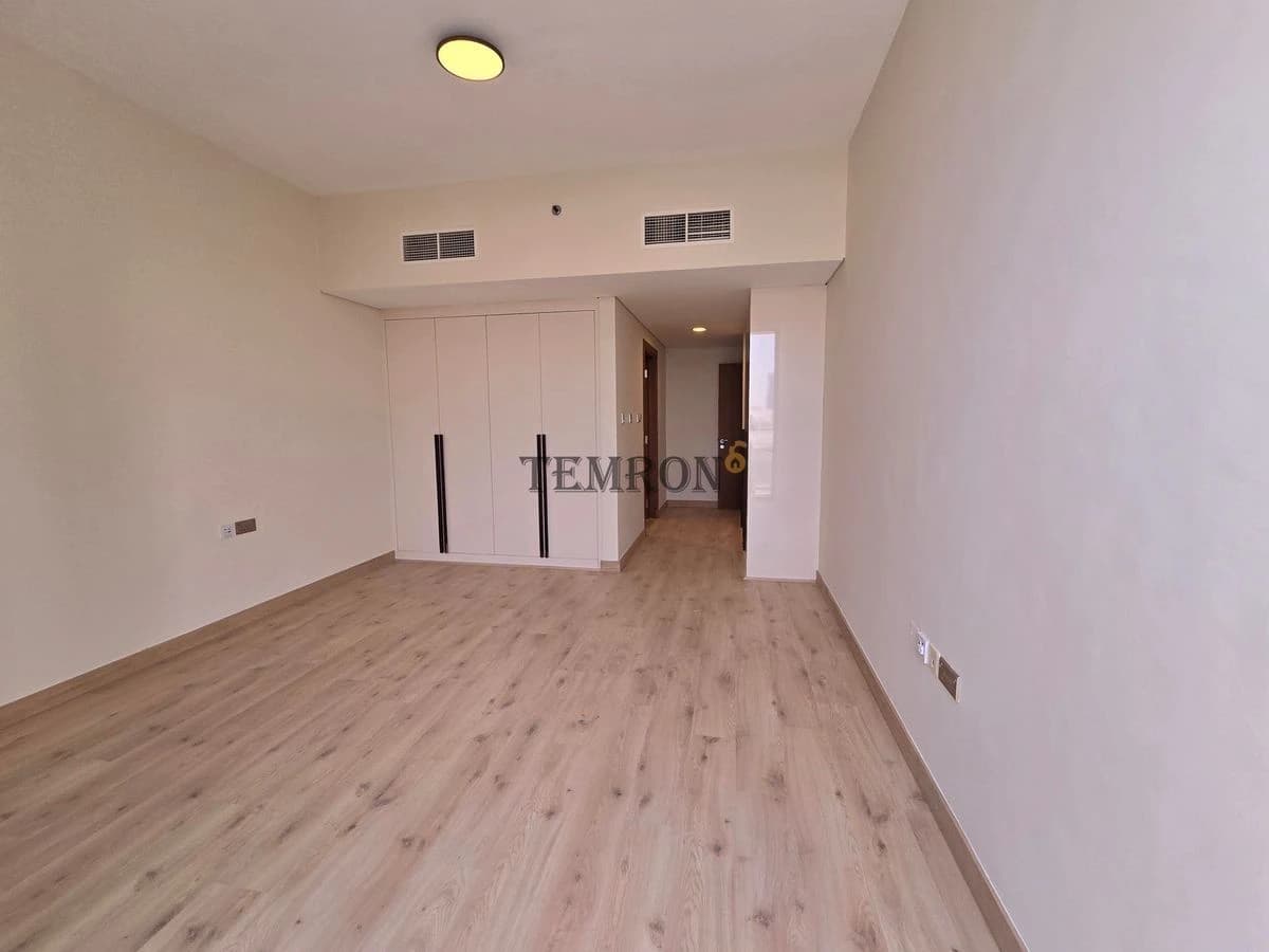 Sale - Apartment - 3 Bedroom - 4 Bathrooms - Oasis Residence C9 -  - Abu Dhabi - United Arab Emirates