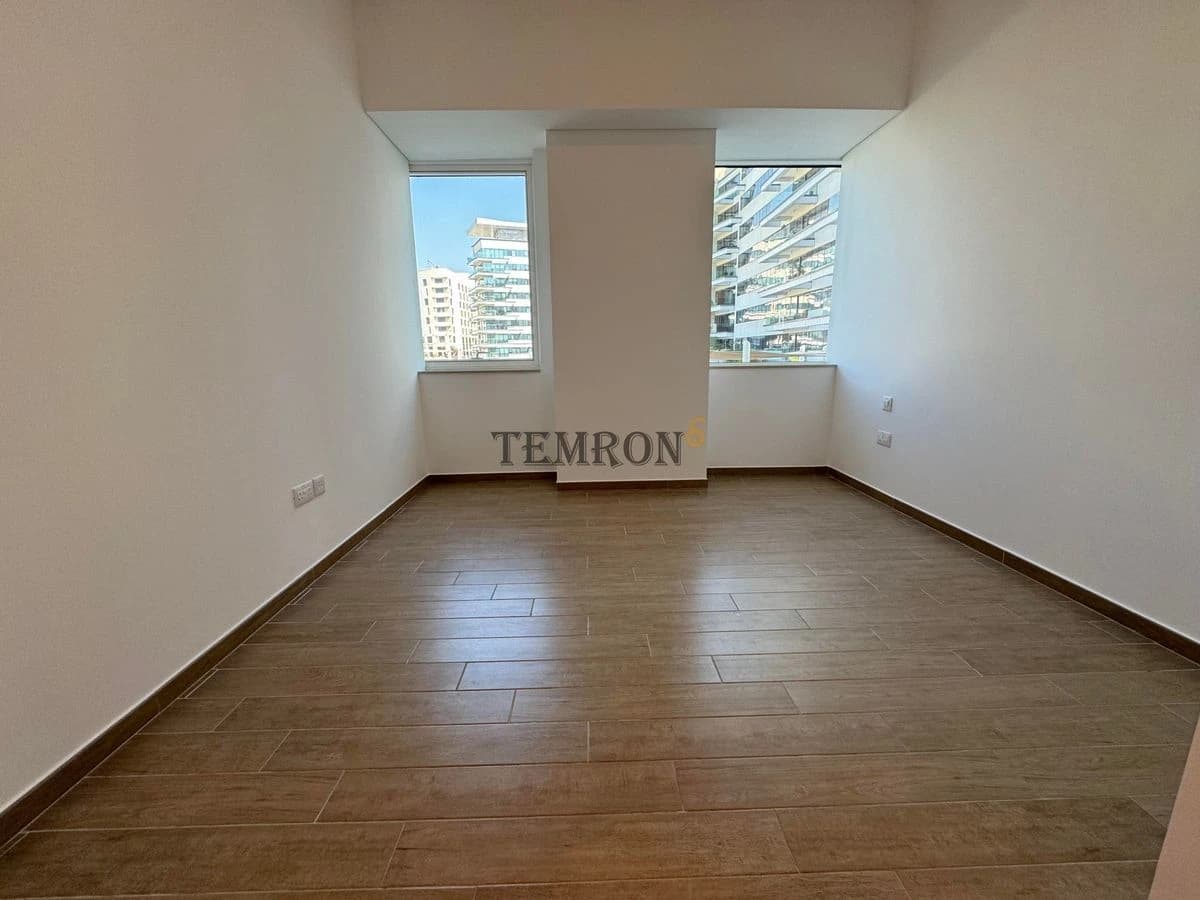 Sale - Apartment - 3 Bedroom - 4 Bathrooms - Mayan 1 Building -  - Abu Dhabi - United Arab Emirates