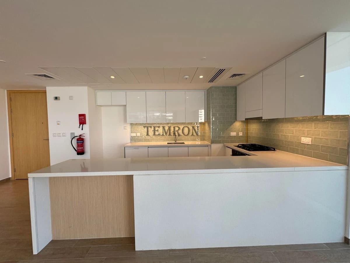 Sale - Apartment - 3 Bedroom - 4 Bathrooms - Mayan 1 Building -  - Abu Dhabi - United Arab Emirates