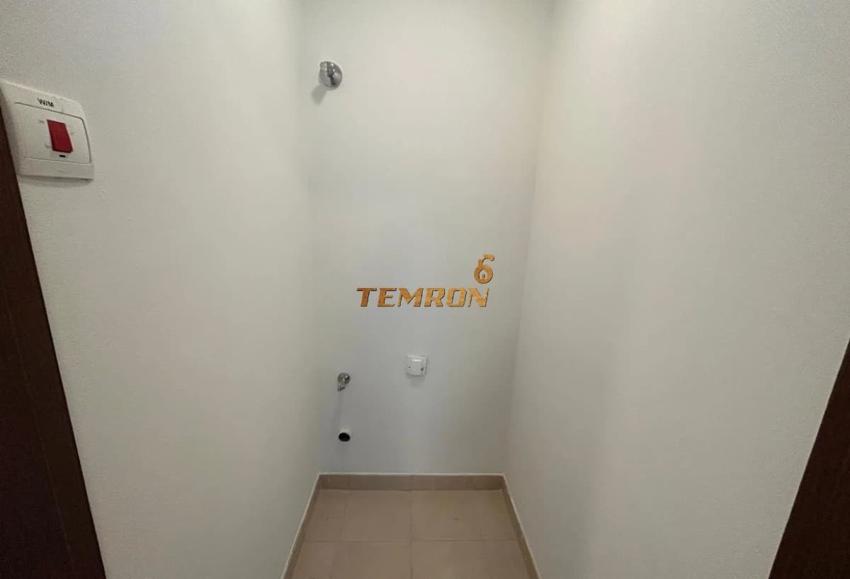 Sale - Apartment - 1 Bedroom - 2 Bathrooms - Gate Tower 1 -  - Abu Dhabi - United Arab Emirates